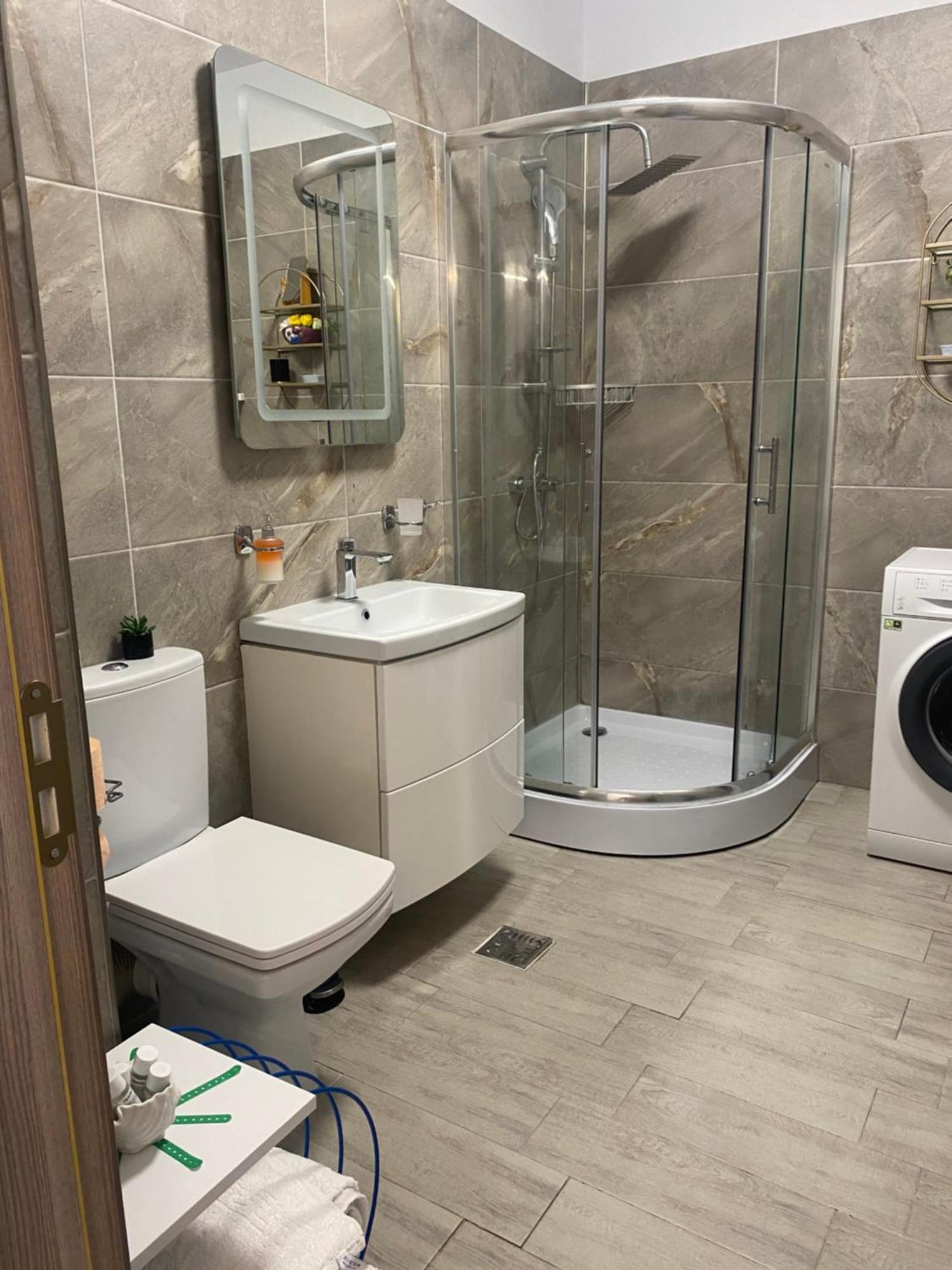 Luxury Kln By Alezzi Mamaia Nord Appartement Năvodari Buitenkant foto